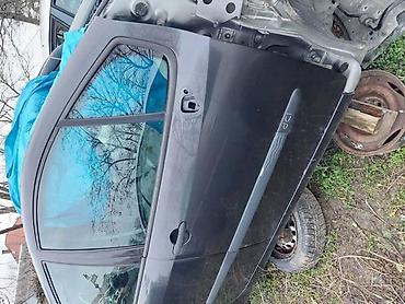 golf 2 1.8 benzin: PREDNJA DESNA VRATA ZA RENAULT MODUS — 1