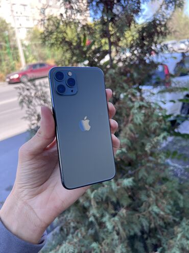 Apple iPhone: IPhone 11 Pro, Б/у, 64 ГБ, Чехол, 68 %