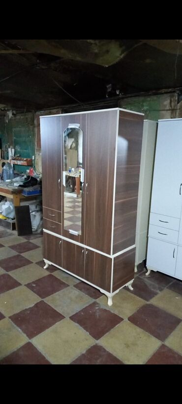Dolablar: Yeni, Açılan, 3 qapılı Düz dolab, Qarderob, paltar dolabı, Azərbaycan — 26