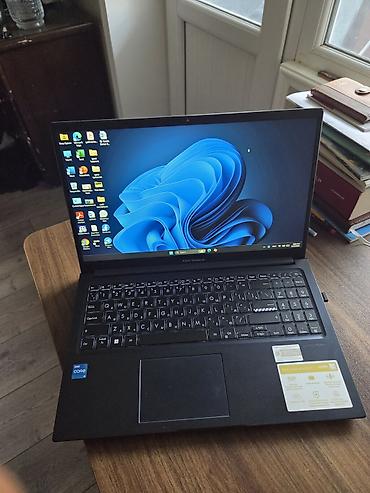 ASUS VivoBook X1504ZA Əla vəziyyətdə satılır, heç bir problemi