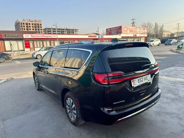 Chrysler: Chrysler Pacifica: 2021 г., 3.6 л, Вариатор, Гибрид, Минивэн — 5