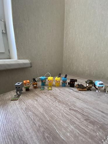 funko: Коллекция мини-фигурок и брелоков в стиле пиксель-арт. Kinder joy — 2