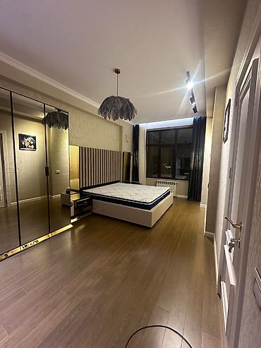 Mənzillər: 3 otaqlı, Yeni tikili, 125 kv. m — 7
