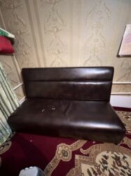 бу кресло: Түз диван, Колдонулган