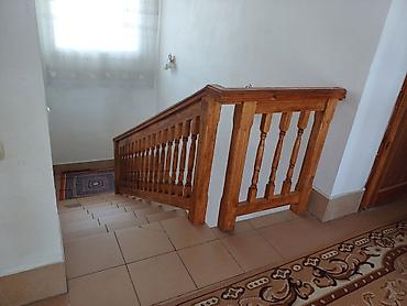 Продажа домов: Дом, 200 м², 9 комнат, Собственник — 8