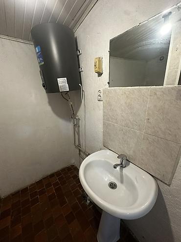 на короткий срок: 30 м², 1 комната, Ак-Орго ж/м, Семейным — 10