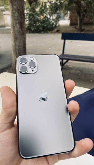 iphone 11 pro qara: IPhone 11 Pro, 64 GB, Matte Silver, Simsiz şarj, Face ID