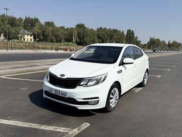 рассрочка продаю: Kia Rio: 2016 г., 1.4 л, Автомат, Бензин, Седан