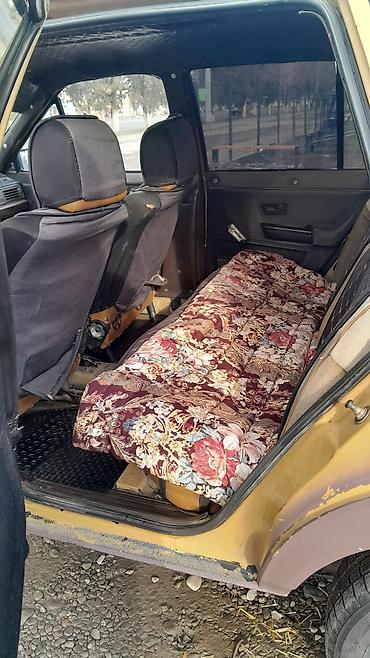 Volkswagen: Volkswagen Passat: 1982 г., 1.6 л, Механика, Бензин, Седан — 11