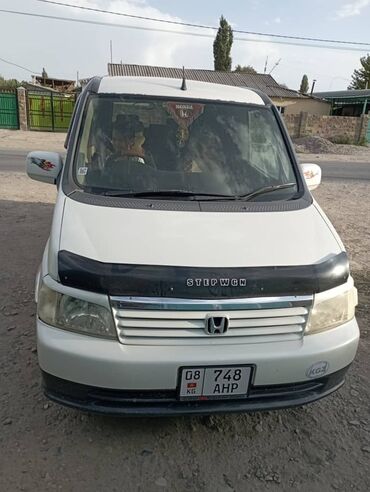 продажа авто в бишкеке и по всему кыргызстану: Honda Stepwgn: 2001 г., 2 л, Газ, Вэн/Минивэн
