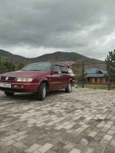 чехол для машины бишкек цена: Volkswagen Passat: 1995 г., 1.6 л, Механика, Бензин, Универсал