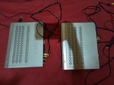 📡 Krosnu aparatı – 2 ədəd, işlək, köhnə model.⚙️ Əsas odur ki, gəlib