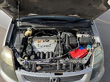 Honda: Honda Stream: 2002 г., 2 л, Автомат, Бензин, Минивэн — 9