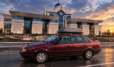 Volkswagen Passat: 1988 г., 1.8 л, Механика, Газ, Седан