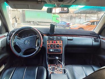 Mercedes-Benz: Mercedes-Benz E-Class: 1999 г., Автомат, Дизель, Седан — 6