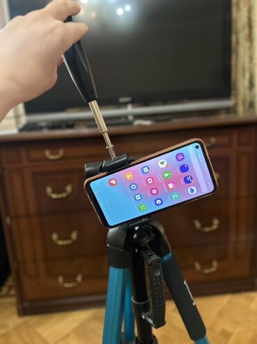 Другие аксессуары для фото/видео: Продаю ШТАТИВ прочный и практичный на железной ножках Штатив Jmary с — 17