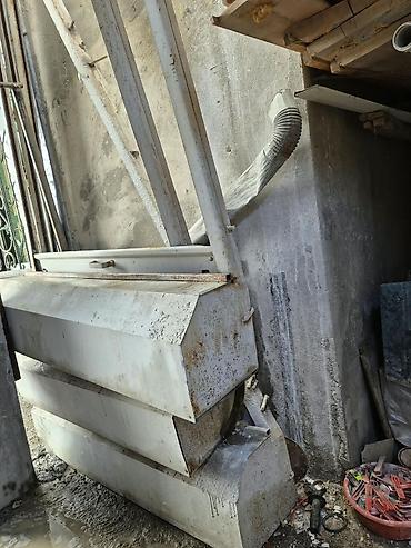 maqnitli qapi toru: Metal vitrin jalüz qapı (rollu pərdə) komplekti - Material — 2