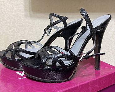Личные вещи: Босоножки, 37, Prada, Б/у, цвет - Черный — 5