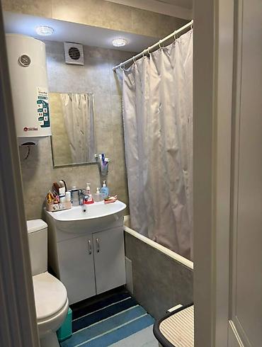 фатьянова: 2 комнаты, 42 м², ул. Кулатова / Матросова Индивидуалка, 1 этаж — 4