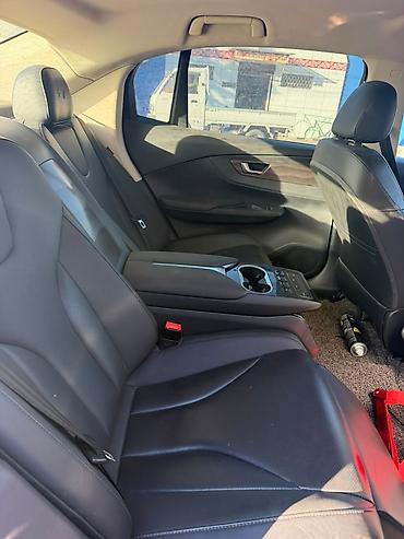 geely geometry c: Huanghai : 2021 г., 0.1 л, Автомат, Электромобиль, Седан — 9
