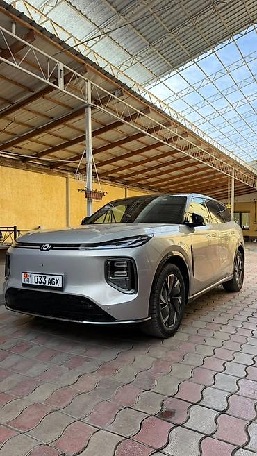 ravon r 3: Voyah : 2026 г., 1.5 л, Автомат, Бензин, Кроссовер — 1