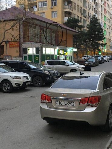 Digər kommersiya daşınmaz əmlakı: Həzi Aslanov metrosunun yaxınlığında 2-ci mertebede yerləşən kurs — 2