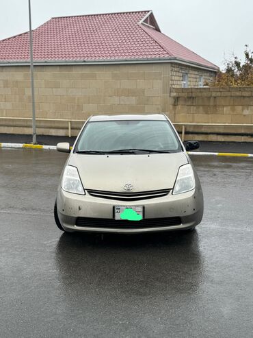 Toyota: Toyota Prius: 1.6 l | 2007 il Sedan