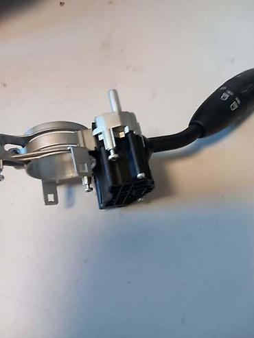 Transport: ABLENDER W169 I W245 ZA MERCEDES BENZ A 150, A 160, A 170 . OD 2004 — 2