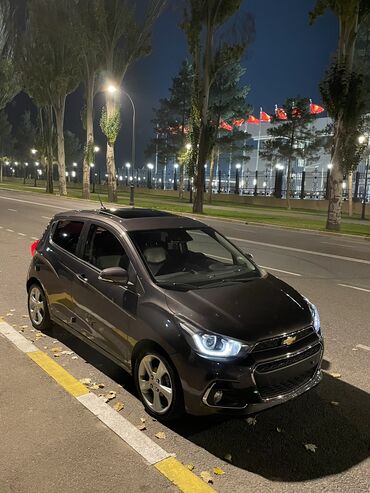 красивые диски: Chevrolet Spark: 2016 г., 1 л, Вариатор, Бензин, Хэтчбэк