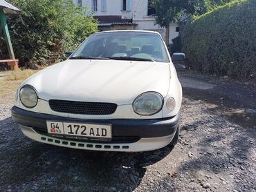 машина supra: Toyota Corolla: 1998 г., 1.3 л, Механика, Бензин, Седан