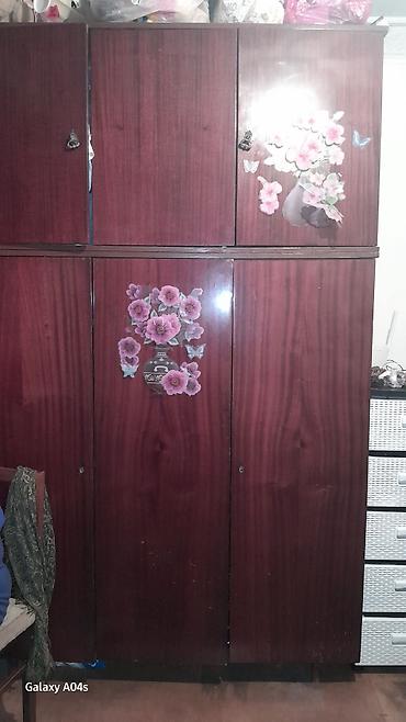 Другое: Bu skaf satilir tecili evden çixmalidi.30 manata. hec bir yerinde — 1