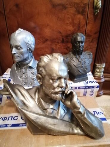 катана из дерева: Художественное литьё: Пётр Ильич Чайковский, скульптор Л. Торич 1966