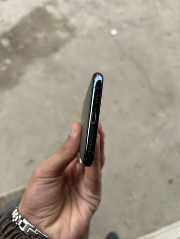 Apple iPhone: IPhone 11 Pro, 64 GB, Matte Midnight Green, Face ID — 8