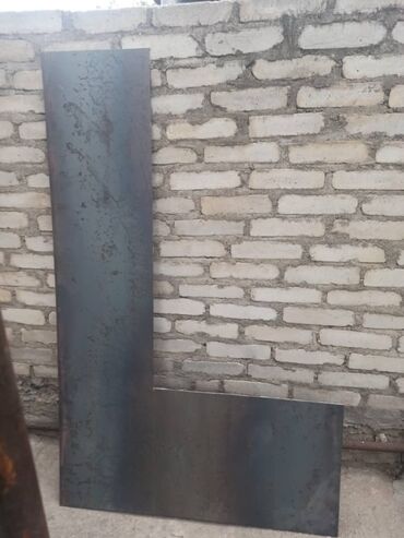 Отопление и нагреватели: С/лист т. 3 . Размеры на фото. Цена 2100 сом. г. Джалал-Абад