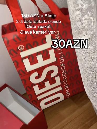 Çantalar: Diesel çiyin/çarpaz çanta - Rəng: açıq boz-ağ kombinasiyası, ön — 6