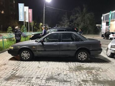 Mazda: Mazda 626: 1991 г., 2 л, Механика, Бензин, Седан
