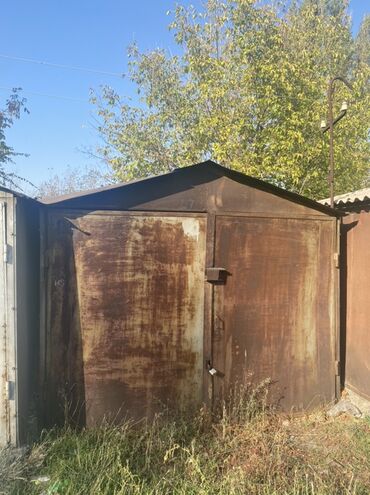 аренда ремонт обуви: Предлагается к продаже металлический гараж, подходящий для хранения