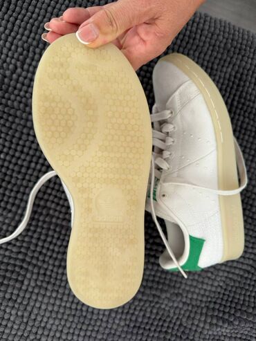 Patike: Adidas, 38.5, bоја - Bela — 10