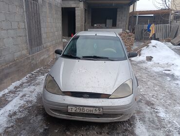 120 прадо: Ford Focus: 2001 г., 2 л, Автомат, Бензин, Седан