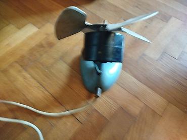 Stoni ventilatori: Stari retro ventilator.Ne znam da li je kompletan. Cini mi se da fali na lalafo.rs — 17 Stoni ventilatori: Stari retro ventilator.Ne znam da li je kompletan. Cini mi se da fali — 17