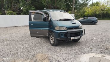 продажа минивэн: Mitsubishi Delica: 1994 г., 2.8 л, Автомат, Дизель, Минивэн