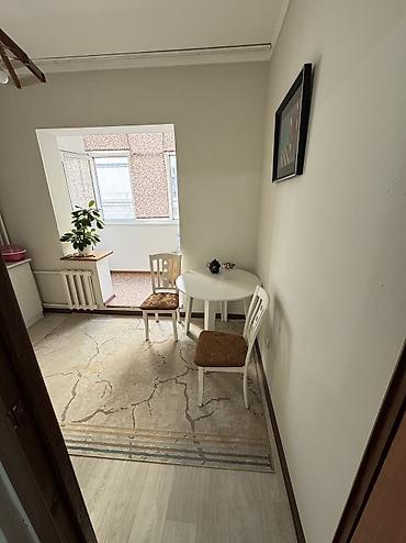 1 комната, 34 м², Тунгуч мкр 105 серия, 2 этаж, Косметический ремонт at lalafo.kg 1 комната, 34 м², Тунгуч мкр 105 серия, 2 этаж, Косметический ремонт