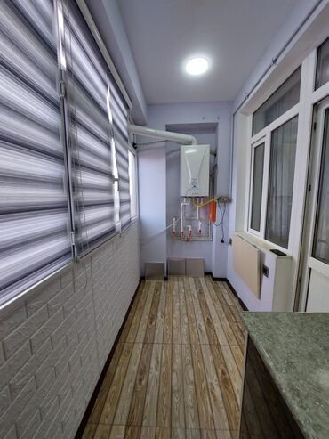 Duş kabinaları, arakəsmələr: Arakəsmə, Künc üçün — 6