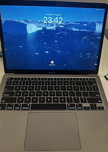 2.el macbook: Səliqəli istifadə olunmuş MacBook Air 13-inch (2020) satılır. İş — 1
