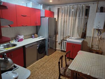 Uzunmüddətli kirayə mənzillər: Xətai rayonu,Əhmədli qəsəbəsi.Diaqnoz tibb mərkəzinin yanında,9 — 4