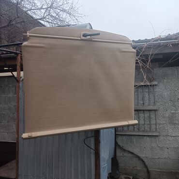 Солнцезащитные шторки и зонты: Ролл-шторка, Б/у, Самовывоз — 1