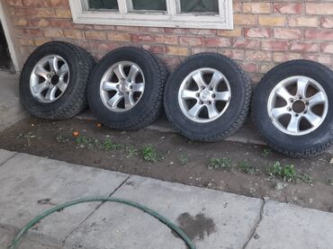 зимние шины 15 размер: Колеса в сборе 265 / 65 / R 17, Зима, Б/у, Комплект, Внедорожные (АТ/МТ), Литые, отверстий - 6