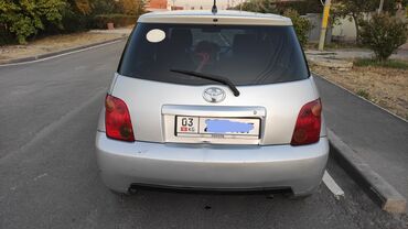 расширитель арок: Toyota ist: 2002 г., 1.3 л, Автомат, Бензин, Хэтчбэк