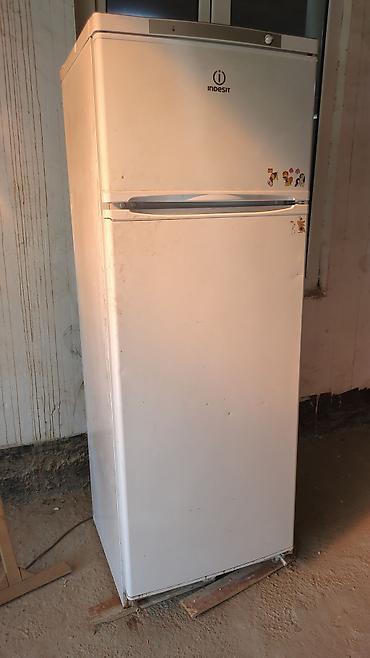 redmi 8 note: Холодильник Indesit, Б/у, Двухкамерный, 175 * — 1