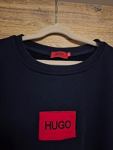 bele ugg: Prodajem HUGO muški duks, teget boje. Veličina: XL Boja: teget Nikad — 2